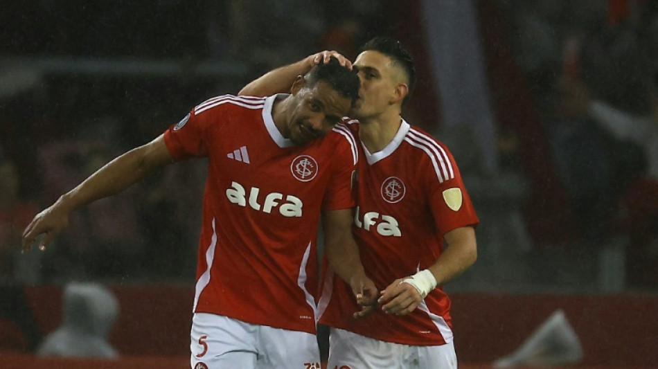 Inter elimina Bahia (2-1) e vai &agrave;s oitavas da Libertadores como 1&ordm; do grupo