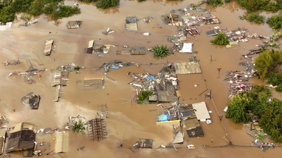 "Escenario de guerra": el sur de Brasil a contrarreloj para contener la tragedia clim&aacute;tica