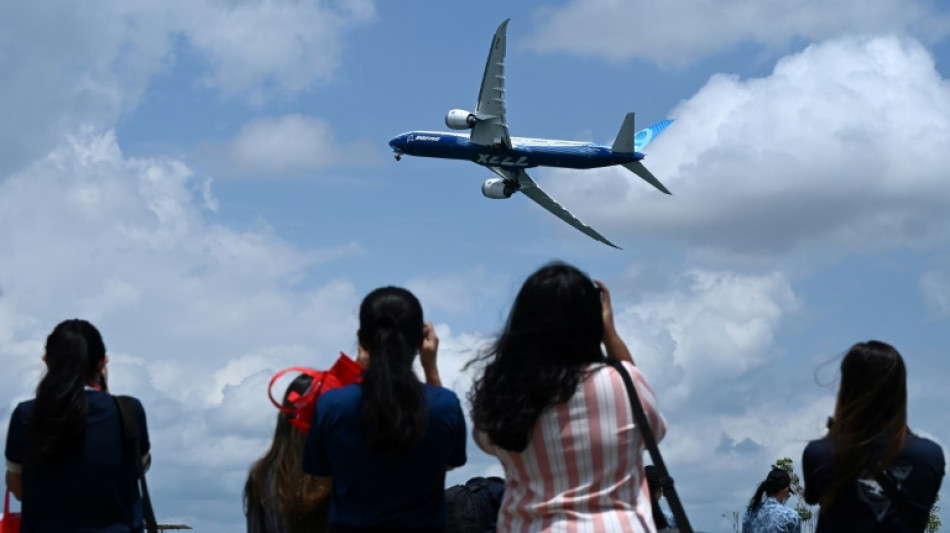Industry execs urge easing of curbs as Singapore airshow opens