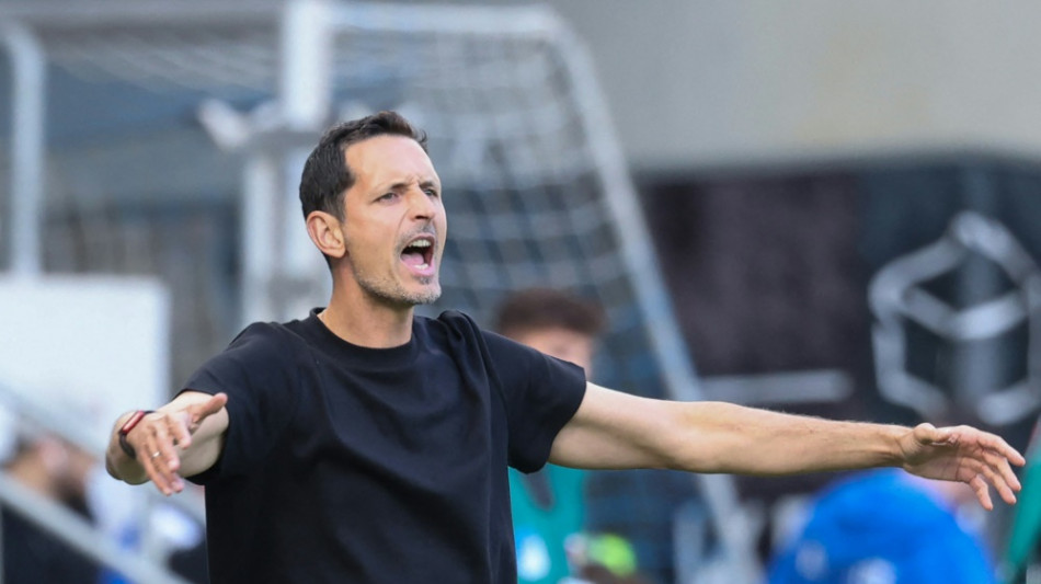 "Absolut unn&ouml;tige Aktion": Toppm&ouml;ller kritisiert Becherwurf