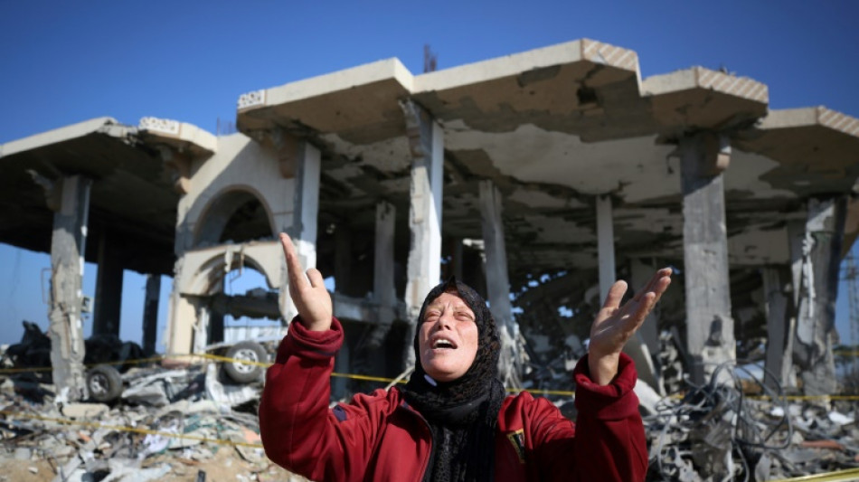 Lourdes frappes sur le sud de Gaza, m&eacute;dicaments attendus pour les otages