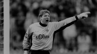 Fr&uuml;herer BVB-Torwart de Beer gestorben