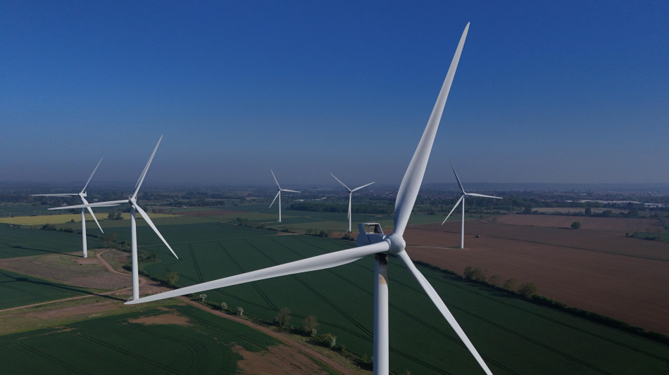 Elettricit&agrave; futura, '4mila progetti rinnovabili pronti ma fermi per burocrazia'
