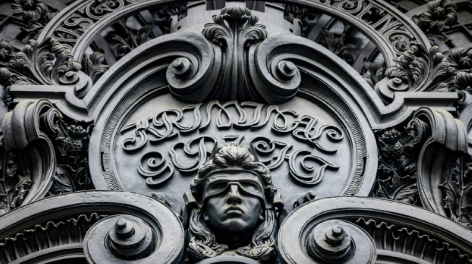 Siebeneinhalb Jahre Haft f&uuml;r Geiselnahme in Karlsruher Apotheke