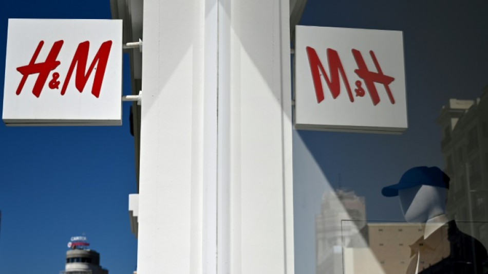 H&M rutscht zum Jahresende in die roten Zahlen