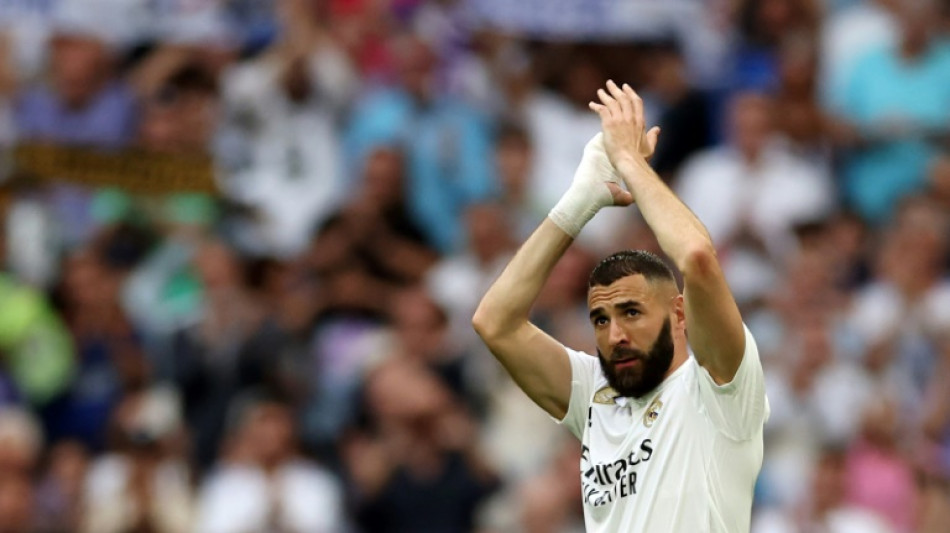 Karim Benzema assina contrato com o Al Ittihad da Ar&aacute;bia Saudita