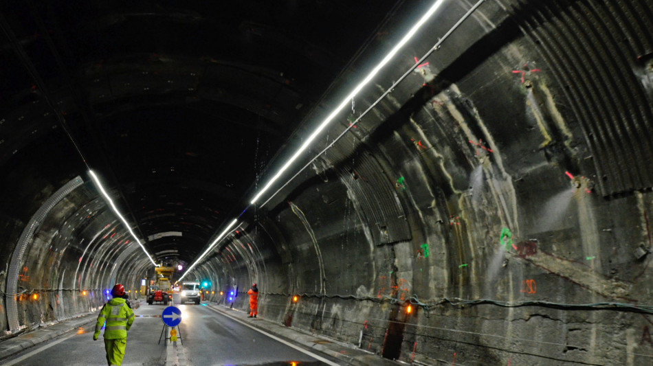Traforo del Monte Bianco, 'lavori sulla volta fino al 2050'
