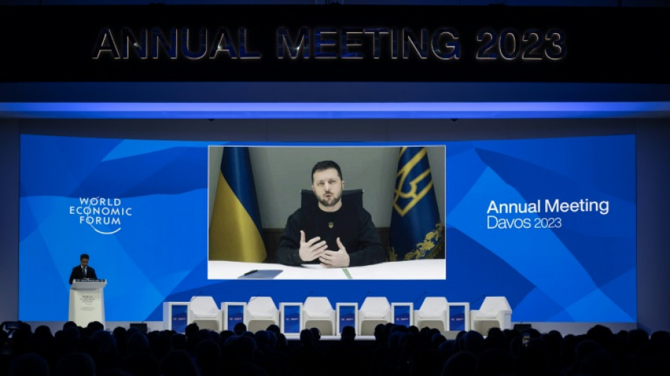 L'Ukraine r&eacute;clame des chars lourds, Zelensky critique les h&eacute;sitations de Berlin