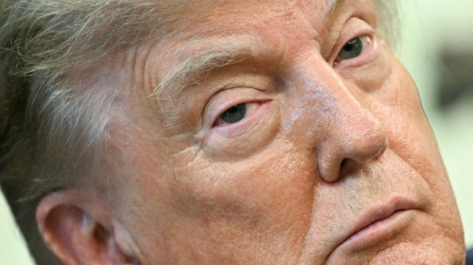Un ministro griego elogia a Trump por endurecer la pol&iacute;tica migratoria en Europa