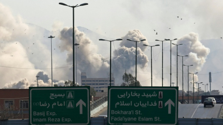 Testimonios de un Ir&aacute;n en guerra: protestas, miedo y escasez