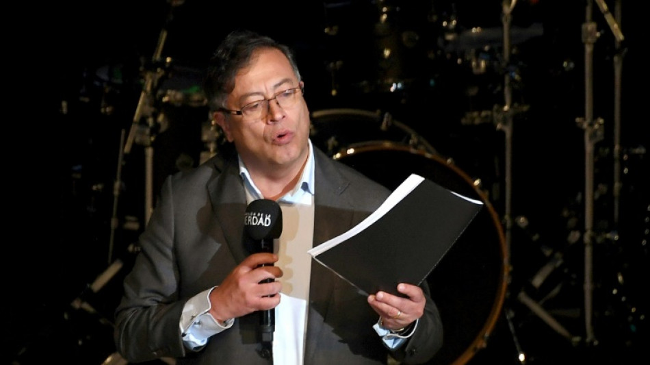 La desinformaci&oacute;n sobre Petro migra al exterior tras su victoria en Colombia