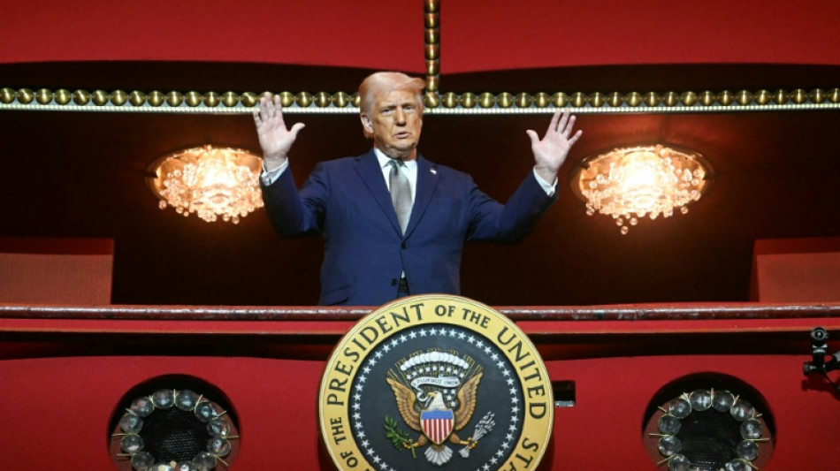 Trump pide destituir al juez que suspendi&oacute; expulsiones de migrantes