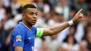 Com gastroenterite, Mbapp&eacute; &eacute; hospitalizado para realizar exames