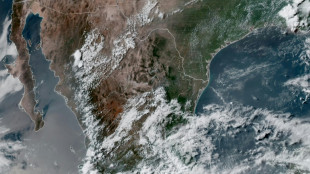 Furac&atilde;o Erick sobe para a categoria 2 no Pac&iacute;fico mexicano