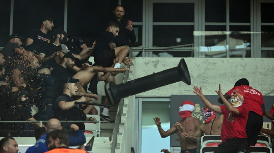 Foot: après Nice-Cologne, semaine européenne à risque dans les stades