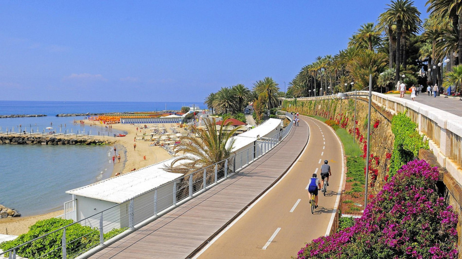 Oscar Cicloturismo alla Liguria con la Cycling Riviera