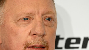 Boris Becker lamenta ter ganhado Wimbledon t&atilde;o jovem