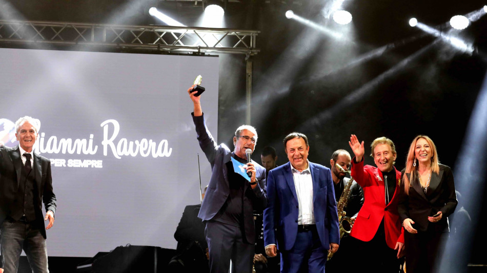 Premio speciale Gianni Ravera 2025 a Beppe Carletti dei Nomadi