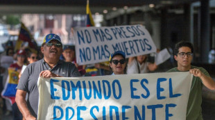 Oposici&oacute;n llama a movilizarse en Venezuela y el "mundo" tras controversial elecci&oacute;n