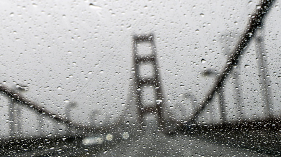 La Californie en &eacute;tat d'urgence, frapp&eacute;e par une "bombe cyclonique"