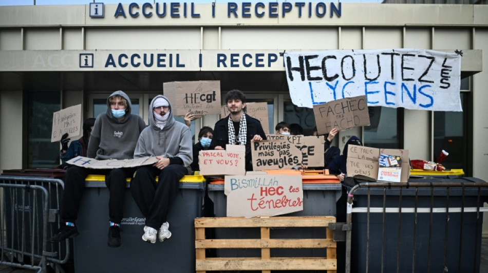 'Estamos sufocando': Protestos contra o custo de vida abalam a Fran&ccedil;a