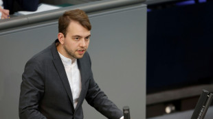 Kr&auml;mer und Poschmann verteidigen K&uuml;rzungen f&uuml;r den Sport