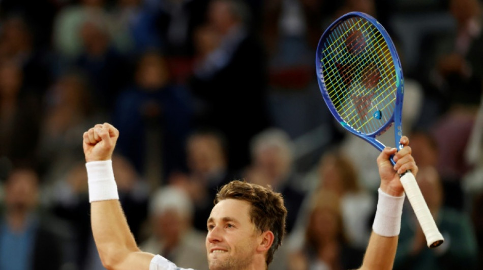 'Lucky number seven' for Ruud after beating Draper to clinch Madrid Open