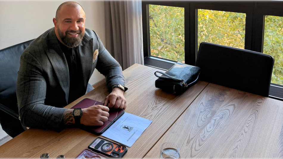 ALEX BODI ET UN GROUPE ALLEMAND INVESTISSENT DANS 166 LOGEMENTS &Agrave; HALLE